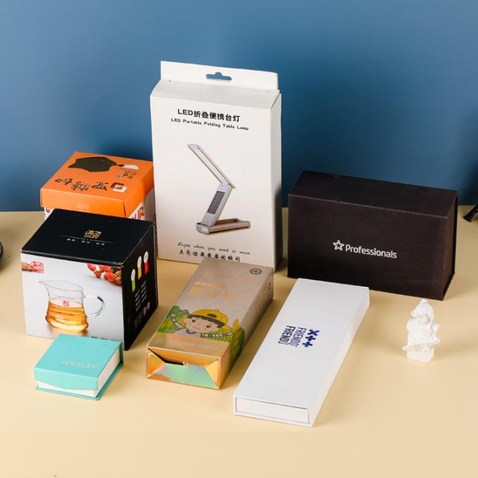 Handwerkliche Kartonverpackung mit Deckel und glänzender Lamination 5