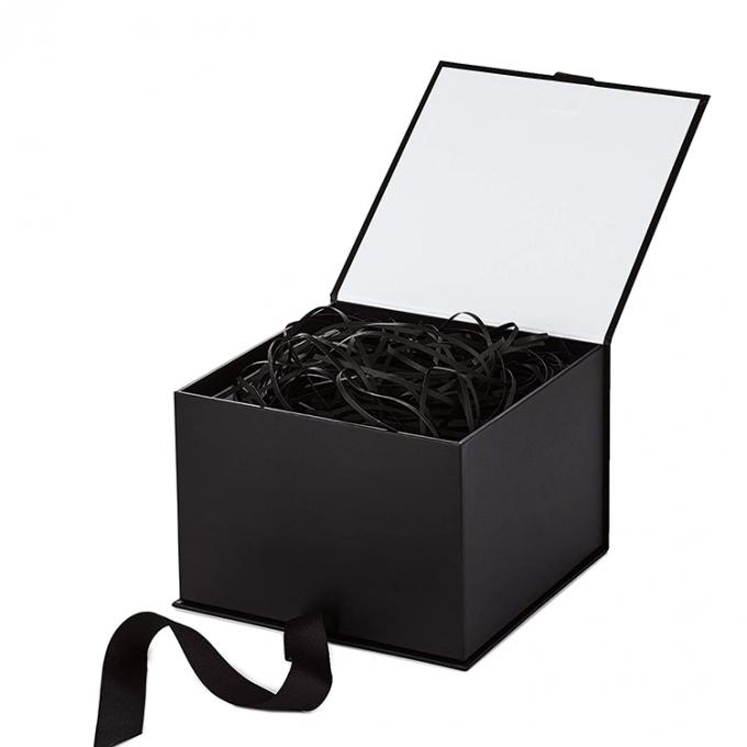 Magnetisch geschlossene Papierbox aus Wellpappe mit Band für individuelle Luxusverpackungen 8
