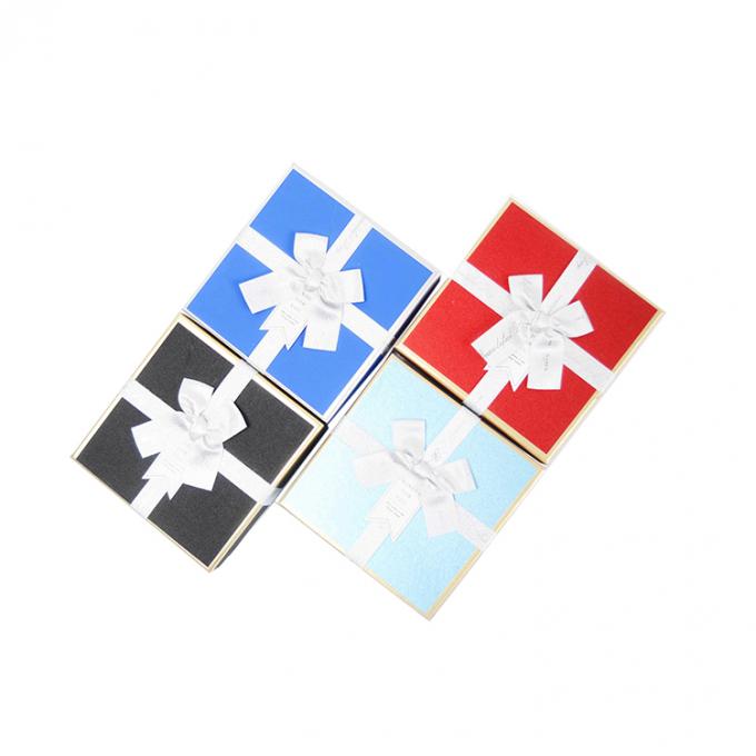 Individuell geschnittenes Quadratkarton Schmuck Geschenkverpackung Papierkarton mit Banddeckel 2
